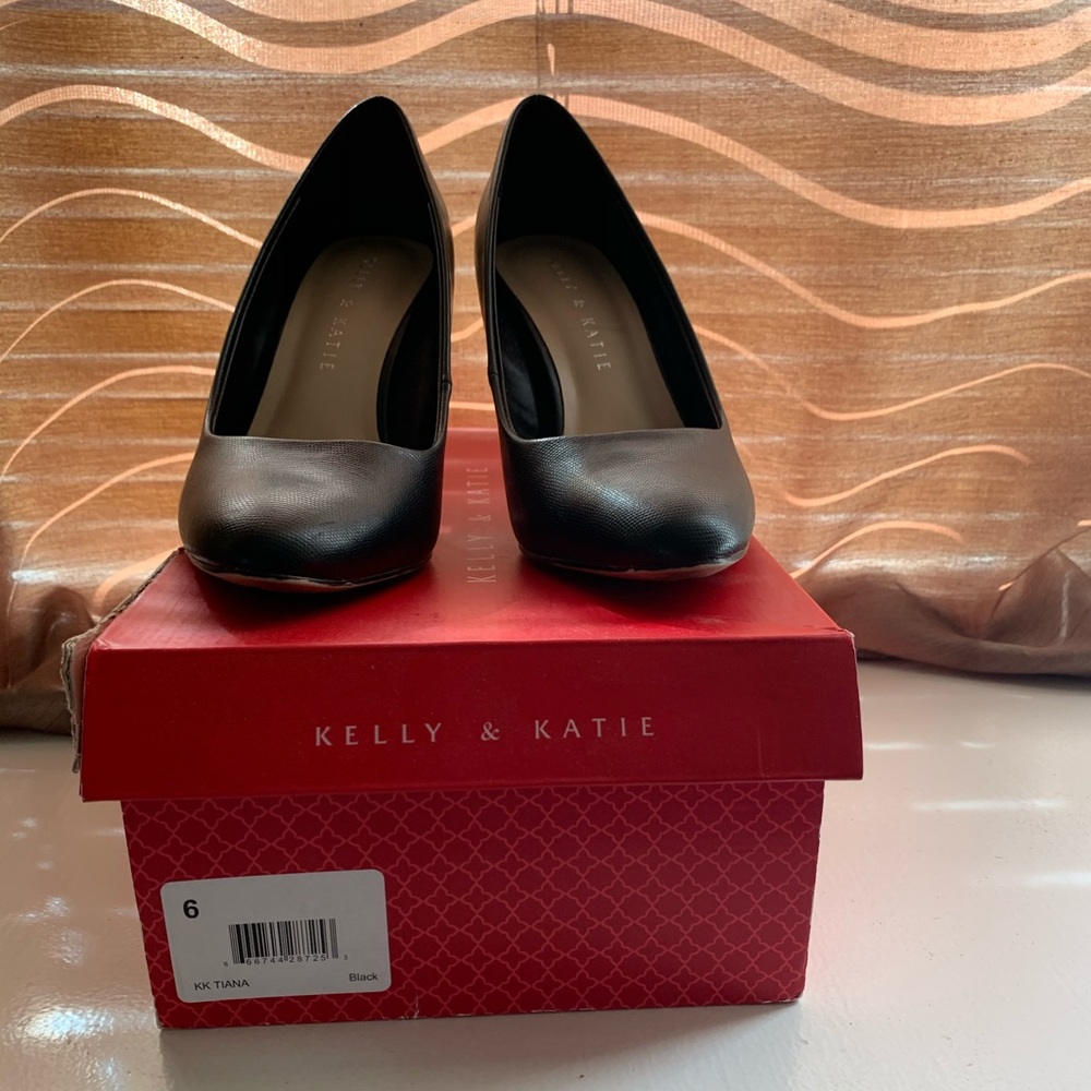 Black heels